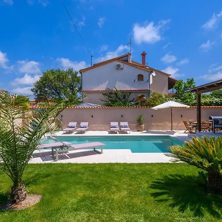Luxurious In Casa vacanze