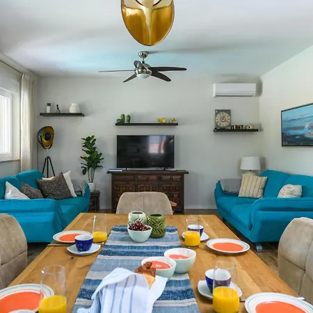 Beautiful In With Wifi Holiday home *