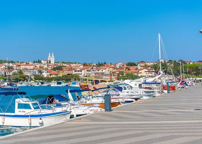 Дом отдыха Beautiful In With Wifi *