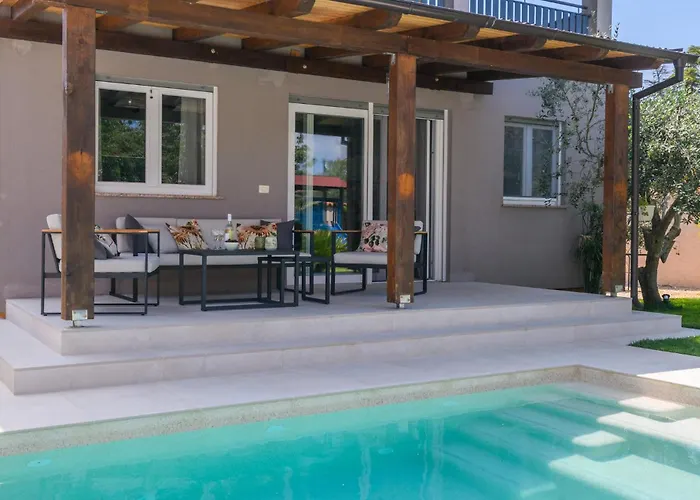 Beautiful In With Wifi Медулин