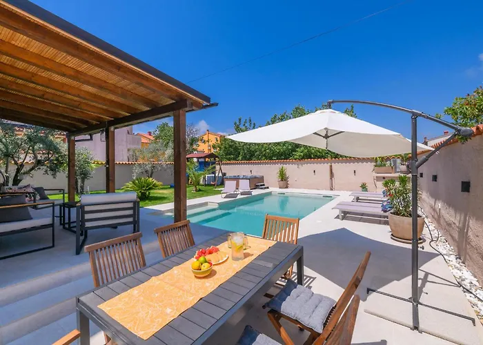 Дом отдыха Beautiful In With Wifi